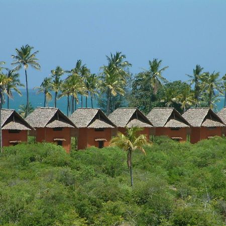 Kipepeo Beach And Village Dar es Salaam Bagian luar foto