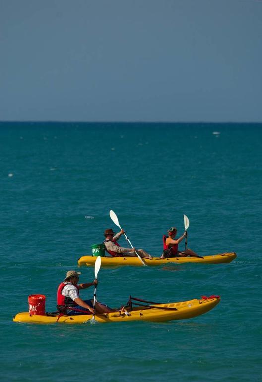 Kipepeo Beach And Village Dar es Salaam Bagian luar foto