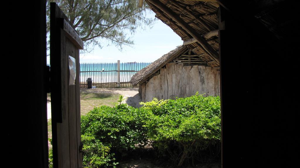 Kipepeo Beach And Village Dar es Salaam Bagian luar foto