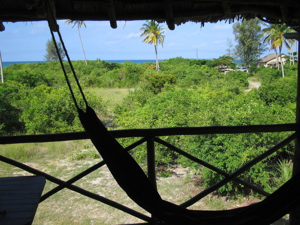 Kipepeo Beach And Village Dar es Salaam Bagian luar foto