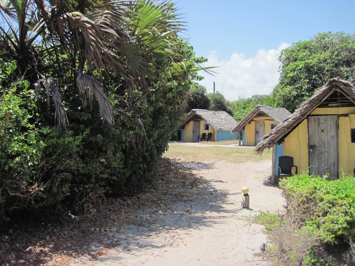 Kipepeo Beach And Village Dar es Salaam Bagian luar foto