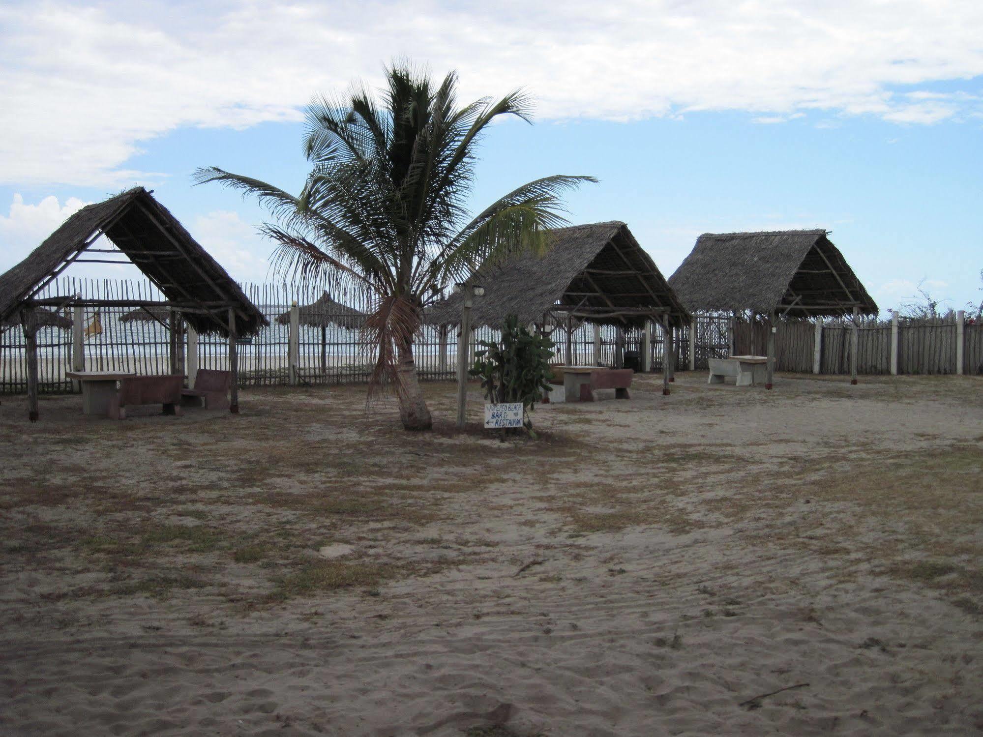 Kipepeo Beach And Village Dar es Salaam Bagian luar foto