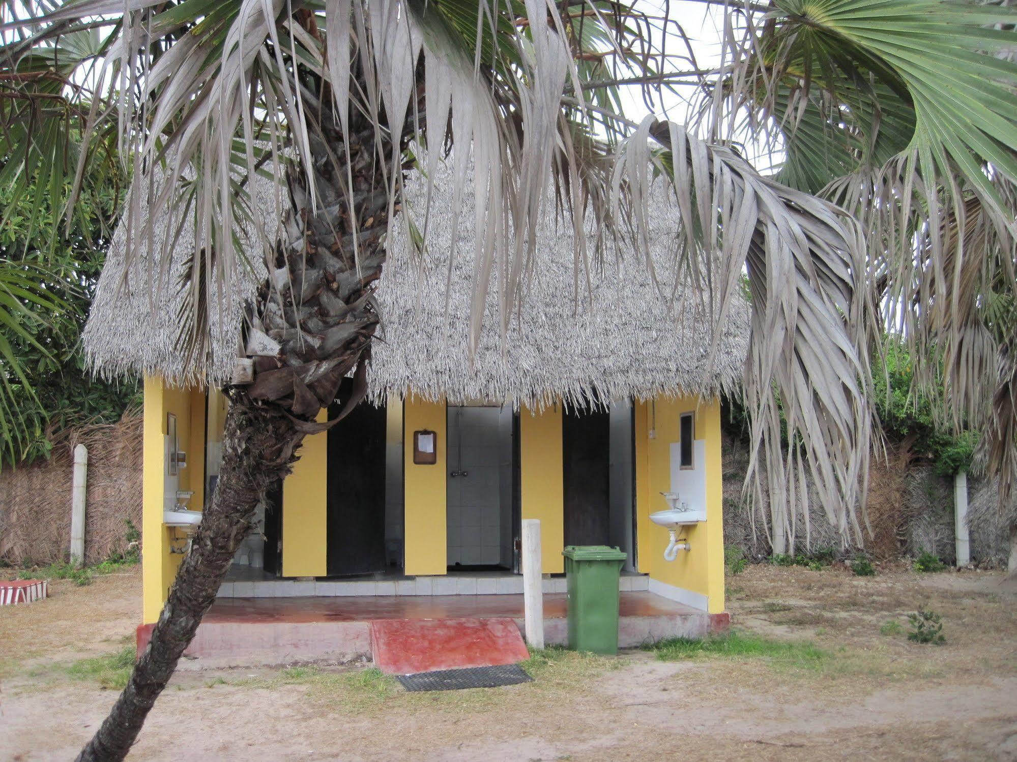 Kipepeo Beach And Village Dar es Salaam Bagian luar foto