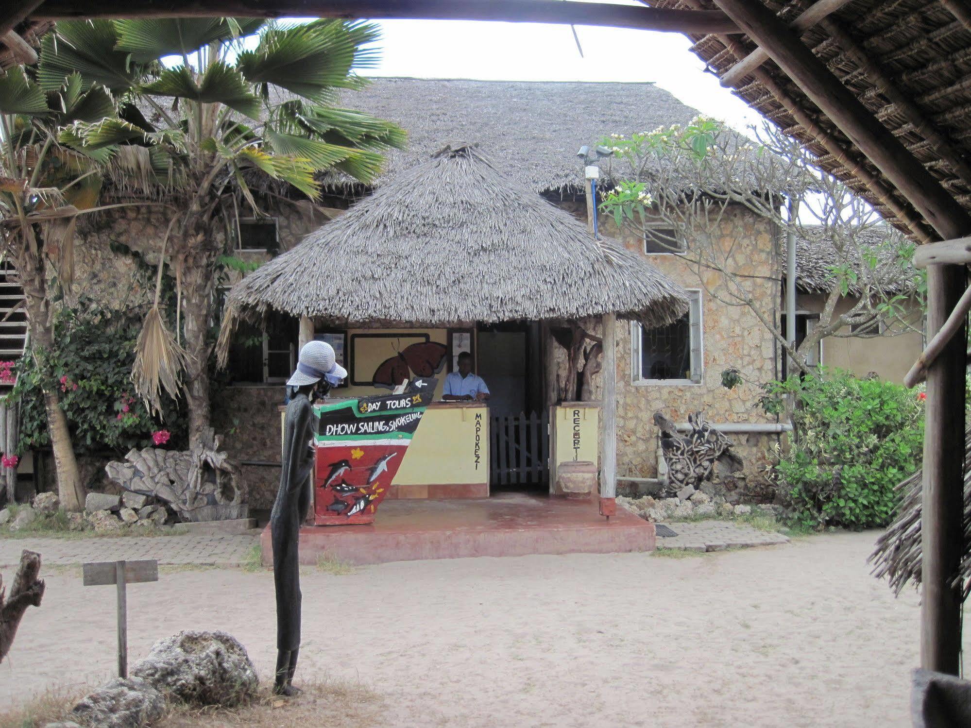 Kipepeo Beach And Village Dar es Salaam Bagian luar foto