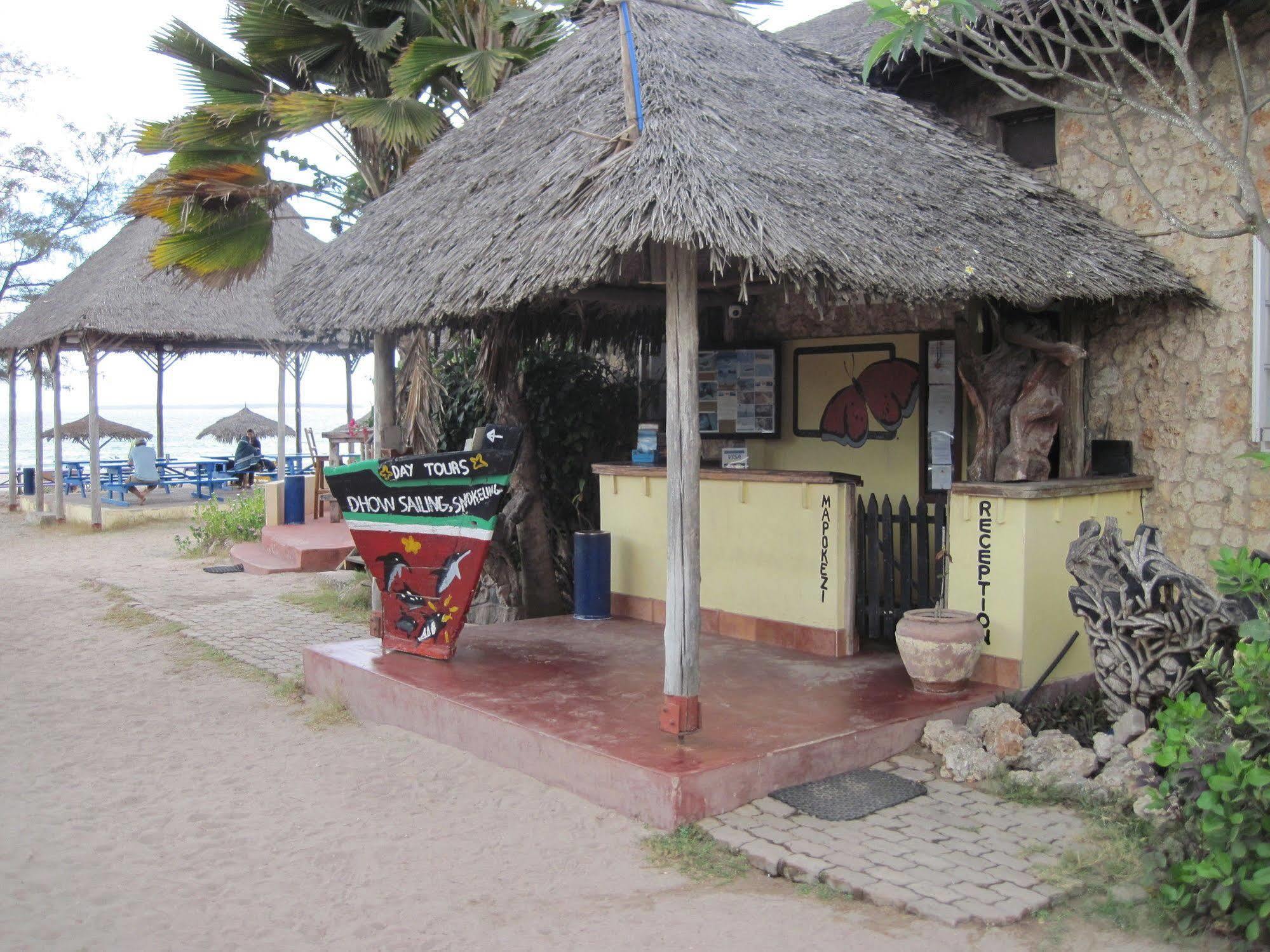 Kipepeo Beach And Village Dar es Salaam Bagian luar foto