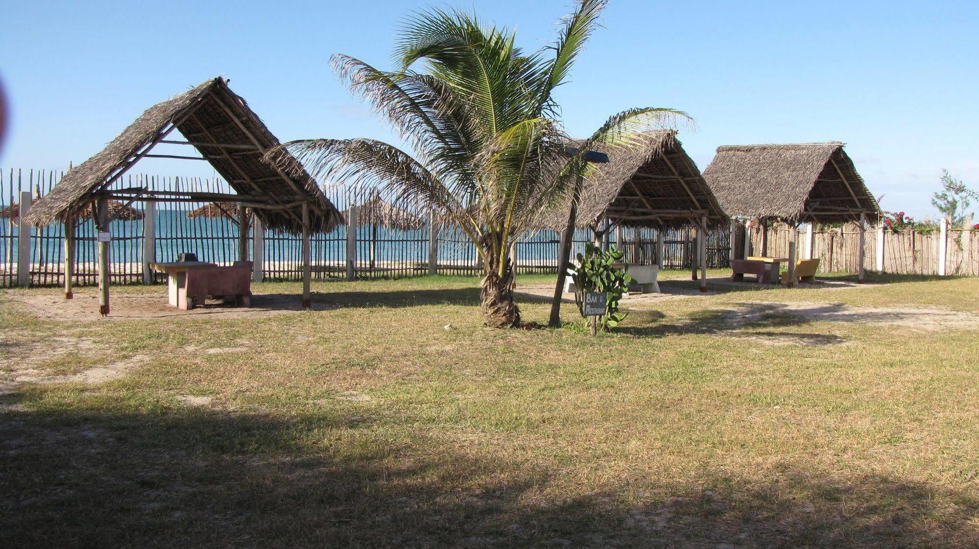 Kipepeo Beach And Village Dar es Salaam Bagian luar foto